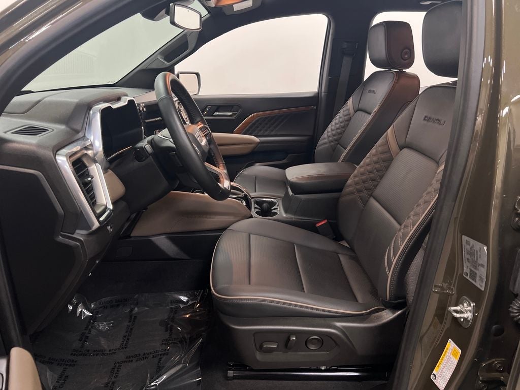 2025 GMC Canyon Denali