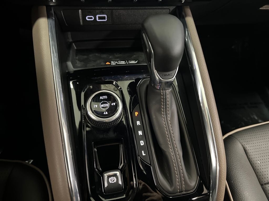 2025 GMC Canyon Denali