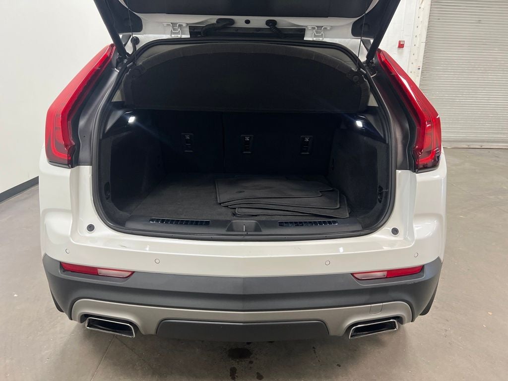 2020 Cadillac XT4 Premium Luxury