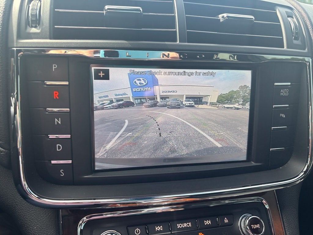 2018 Lincoln Continental Select