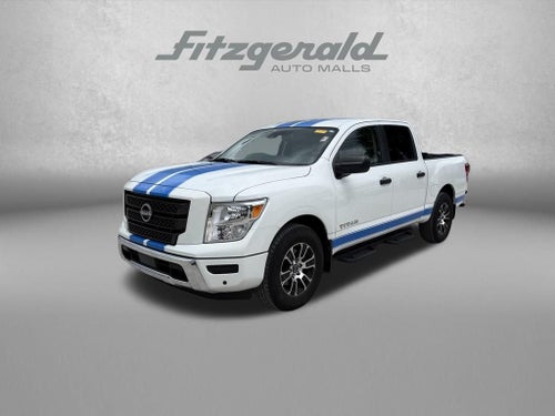 2023 Nissan Titan SV