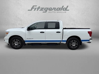 2023 Nissan Titan SV