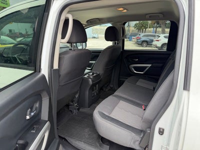 2023 Nissan Titan SV
