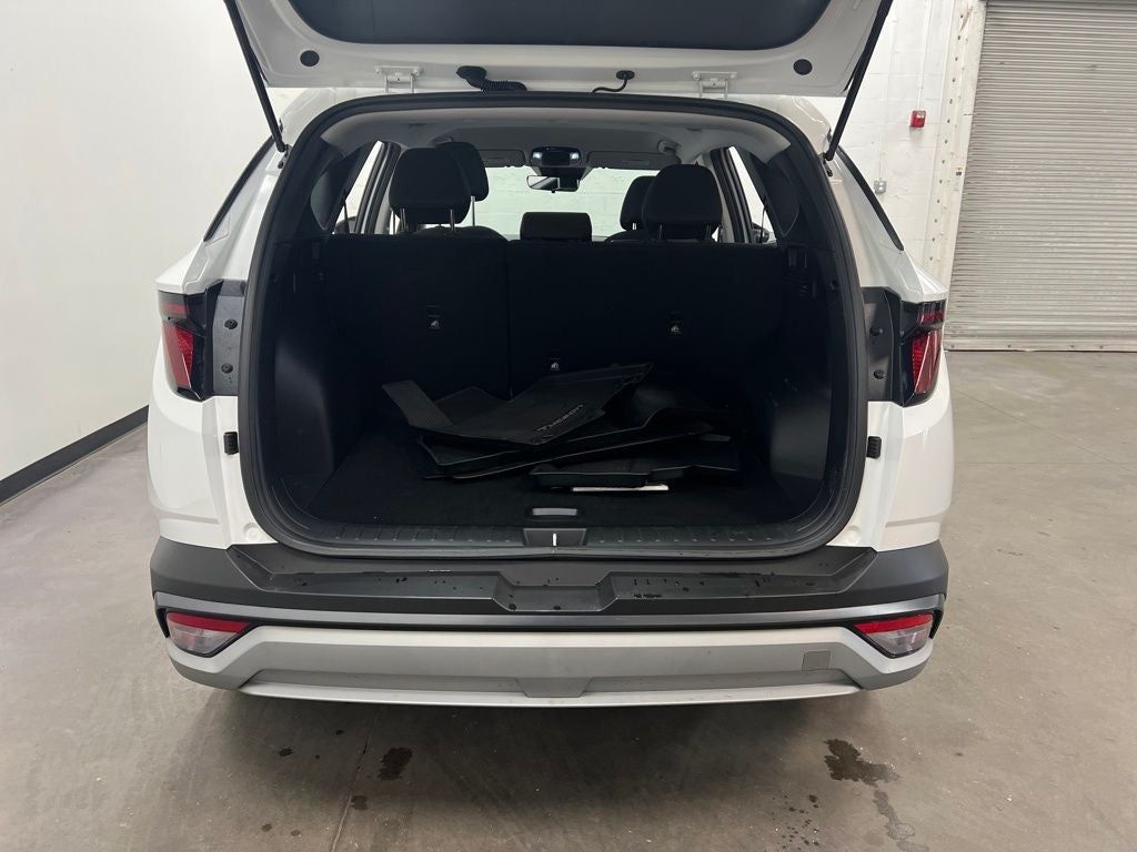 2025 Hyundai TUCSON SE