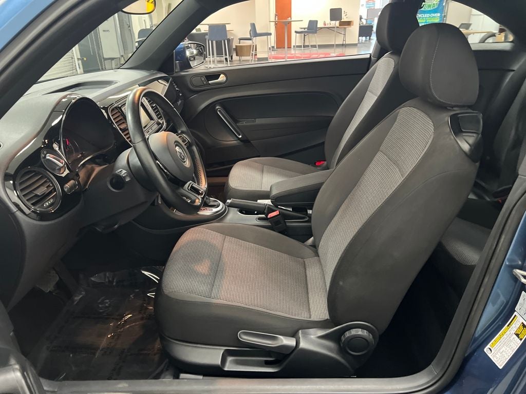 2019 Volkswagen Beetle 2.0T S