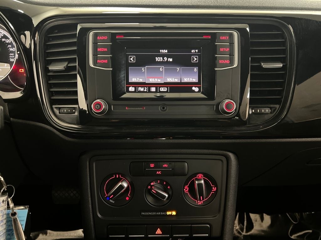 2019 Volkswagen Beetle 2.0T S