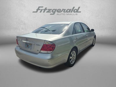 2005 Toyota Camry XLE