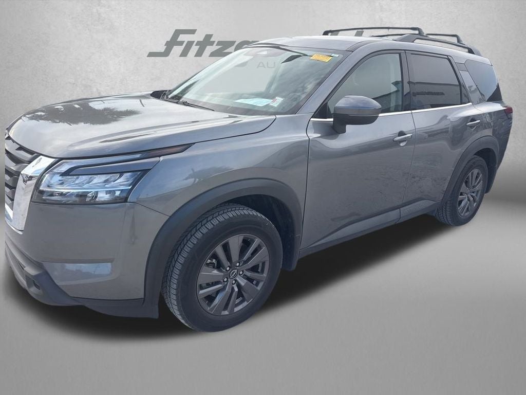 2022 Nissan Pathfinder SV