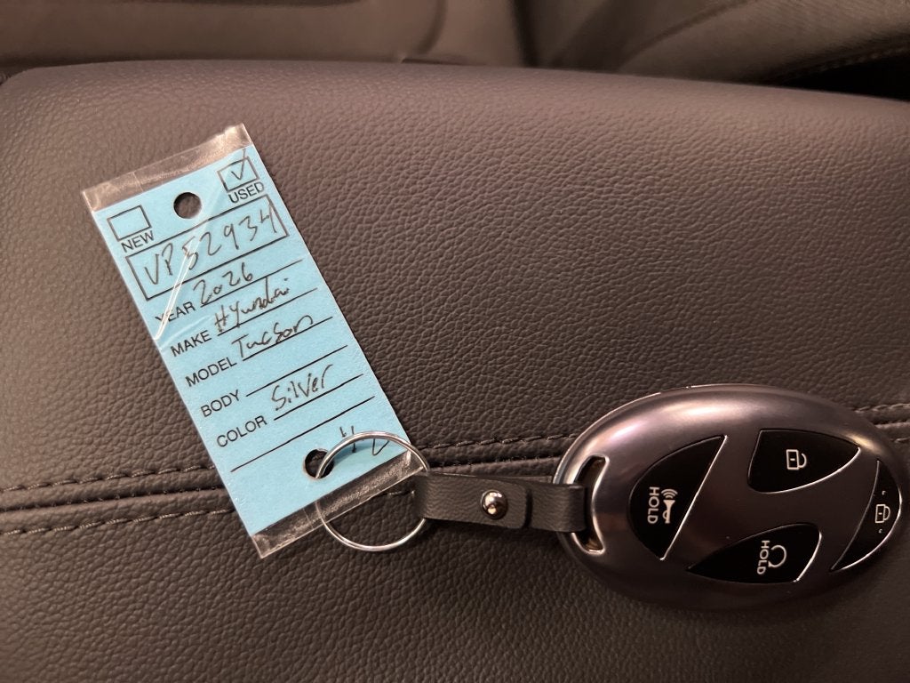 2026 Hyundai TUCSON SE