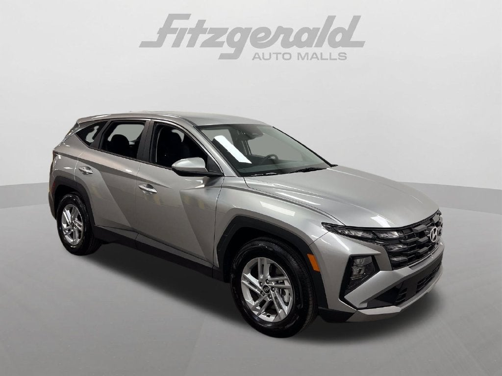 2026 Hyundai TUCSON SE