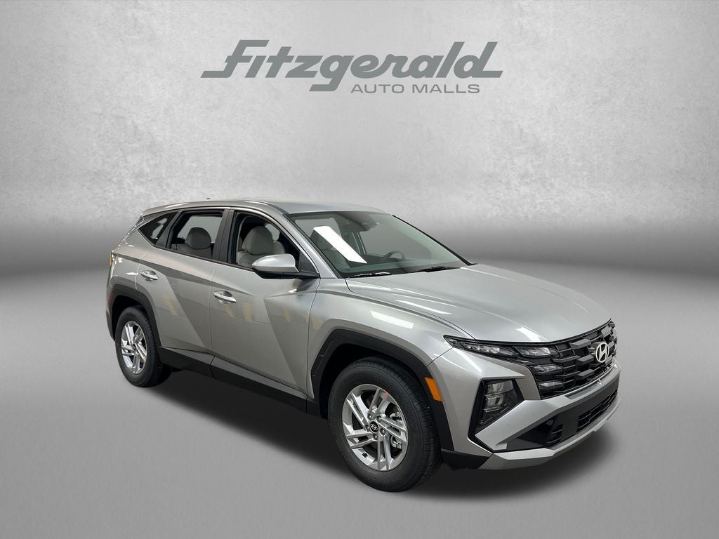 2026 Hyundai TUCSON SE