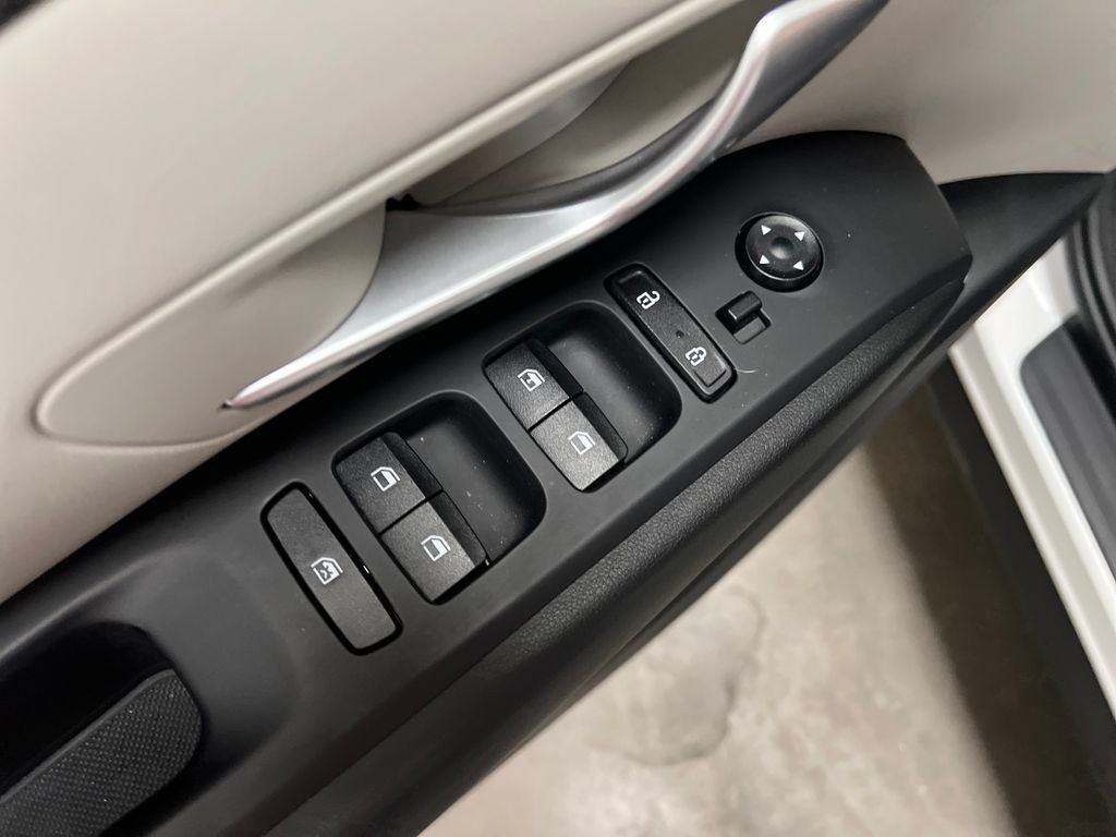 2024 Hyundai TUCSON SE