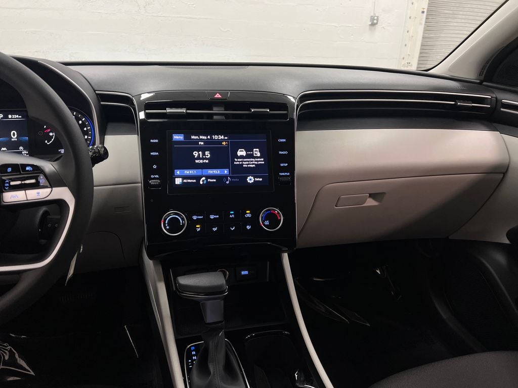 2024 Hyundai TUCSON SE