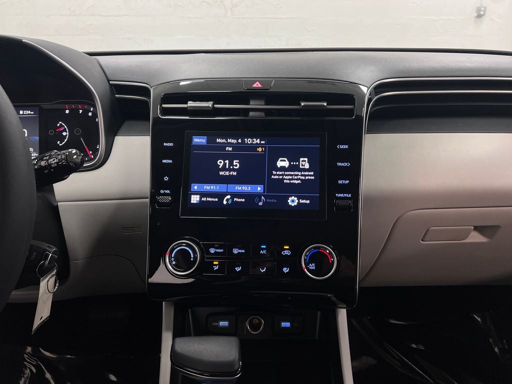 2024 Hyundai TUCSON SE