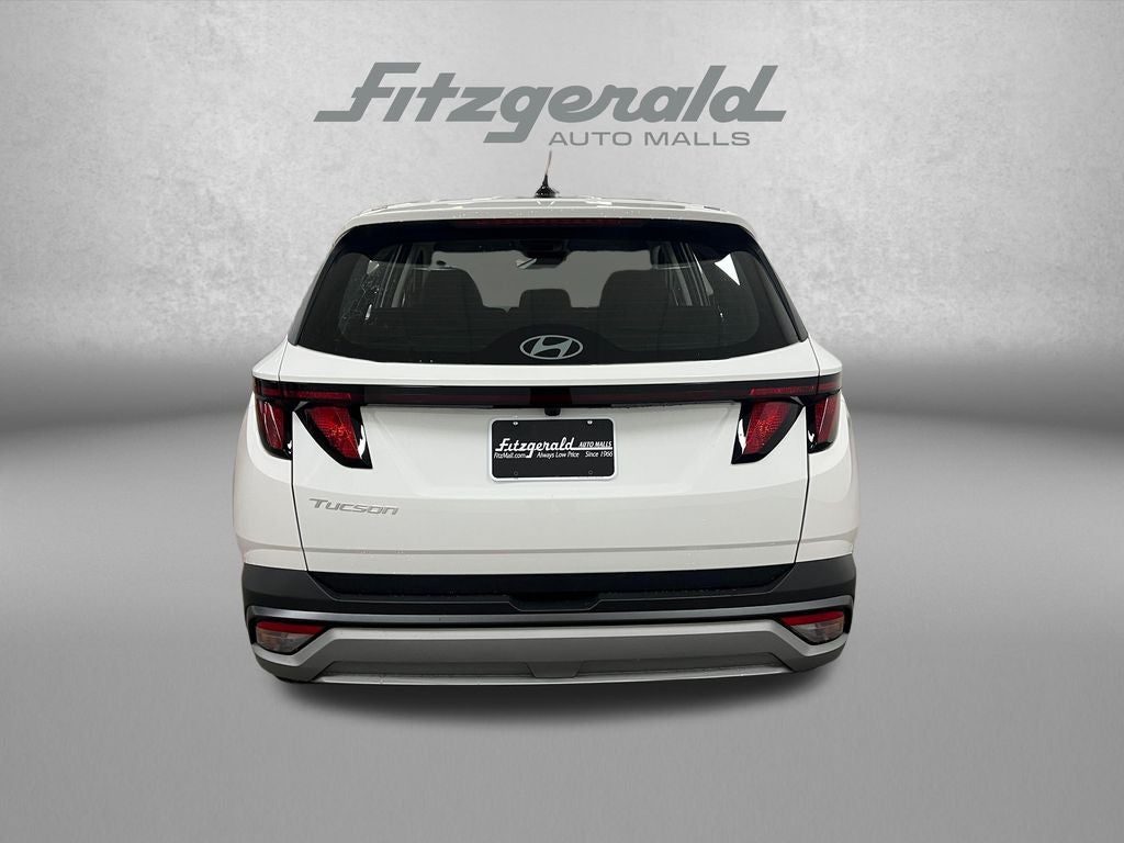 2026 Hyundai TUCSON SE