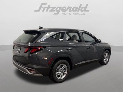 2026 Hyundai TUCSON SE