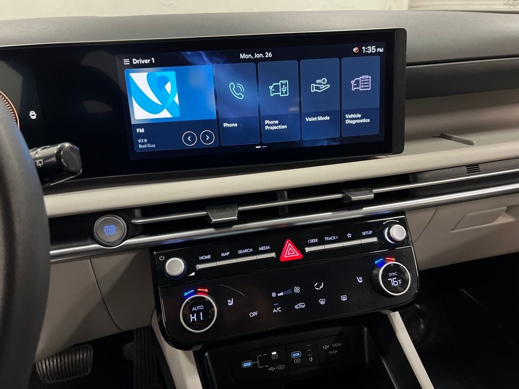 2025 Hyundai TUCSON SEL