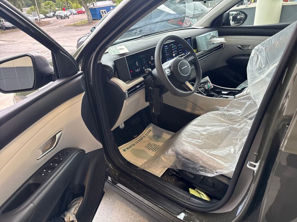 2025 Hyundai TUCSON SEL