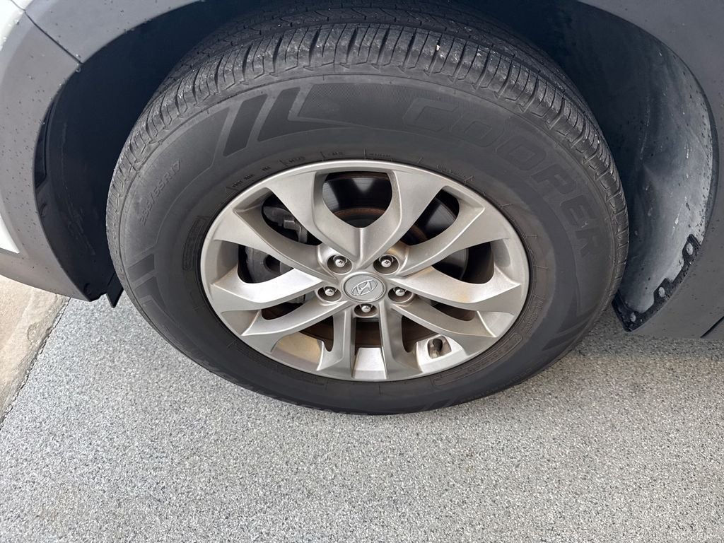 2019 Hyundai SANTA FE SE