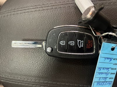 2017 Hyundai SANTA FE SPORT 2.4 Base