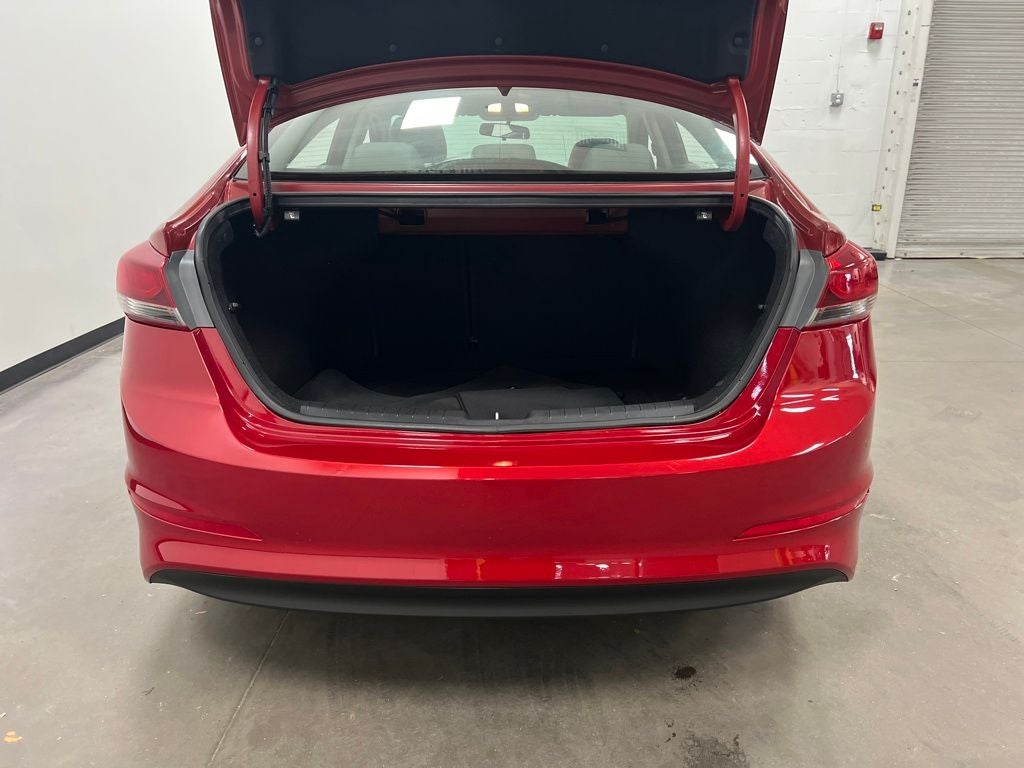 2018 Hyundai ELANTRA SE