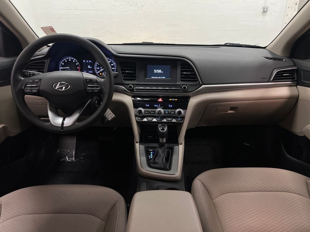 2020 Hyundai ELANTRA SE