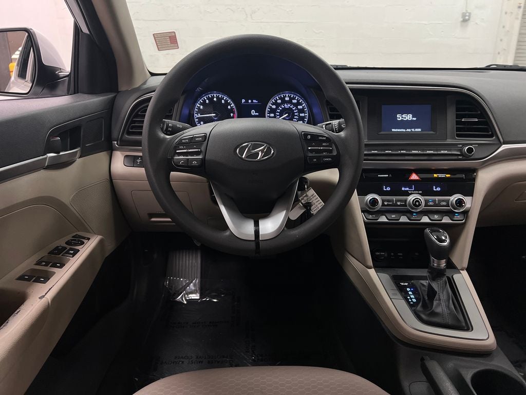 2020 Hyundai ELANTRA SE