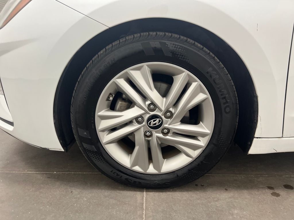 2019 Hyundai ELANTRA Value Edition