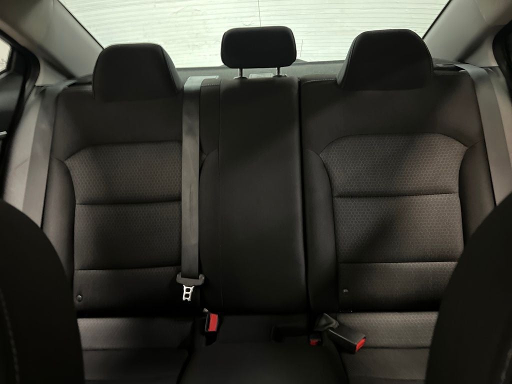 2017 Hyundai ELANTRA Value Edition