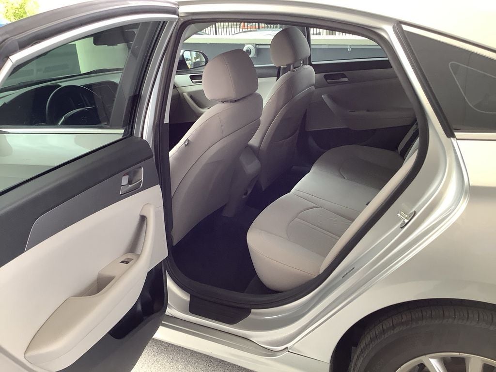 2019 Hyundai SONATA SE