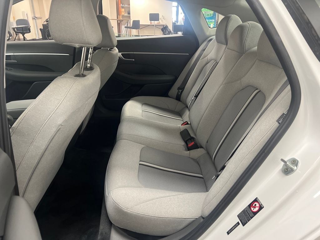 2021 Hyundai SONATA SE