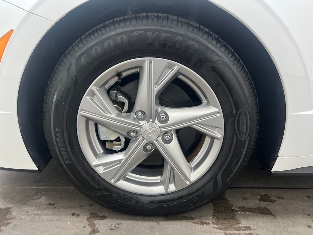 2021 Hyundai SONATA SE