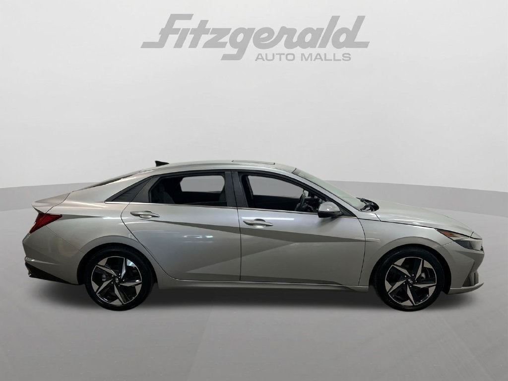 2021 Hyundai ELANTRA SEL