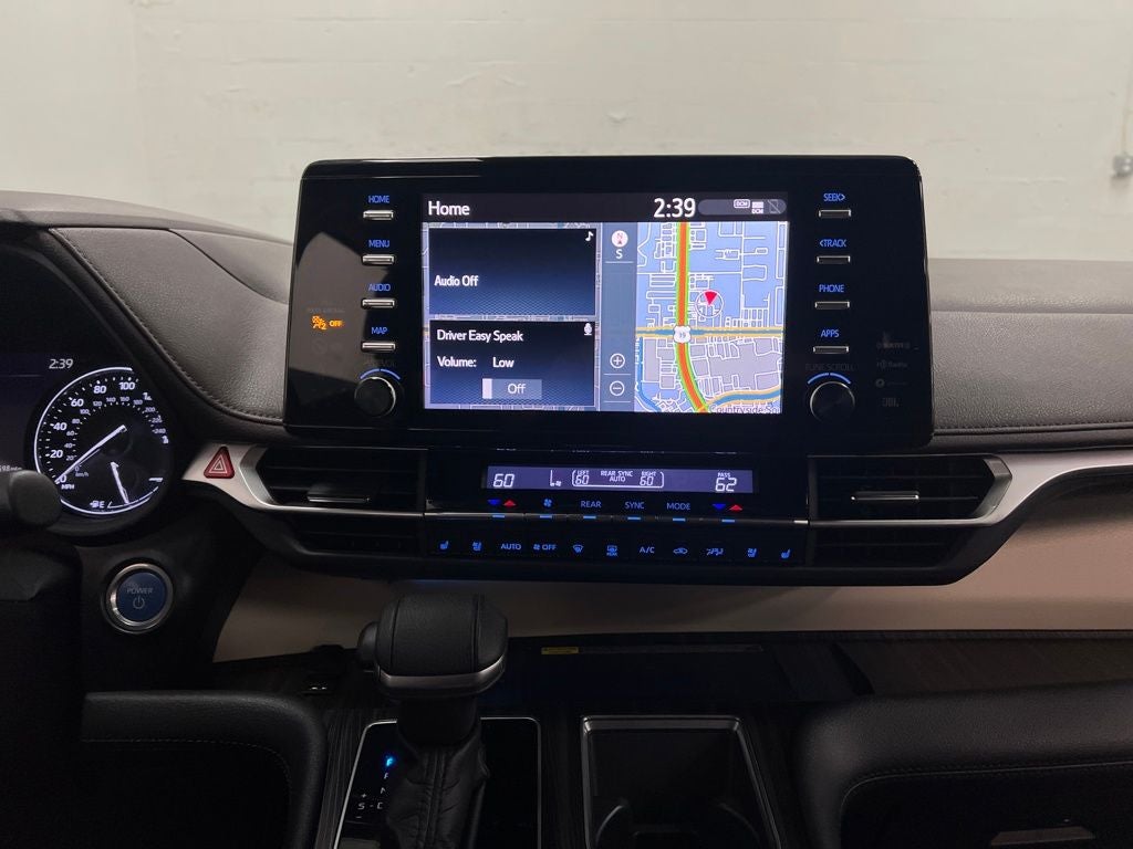 2022 Toyota Sienna Platinum 7 Passenger