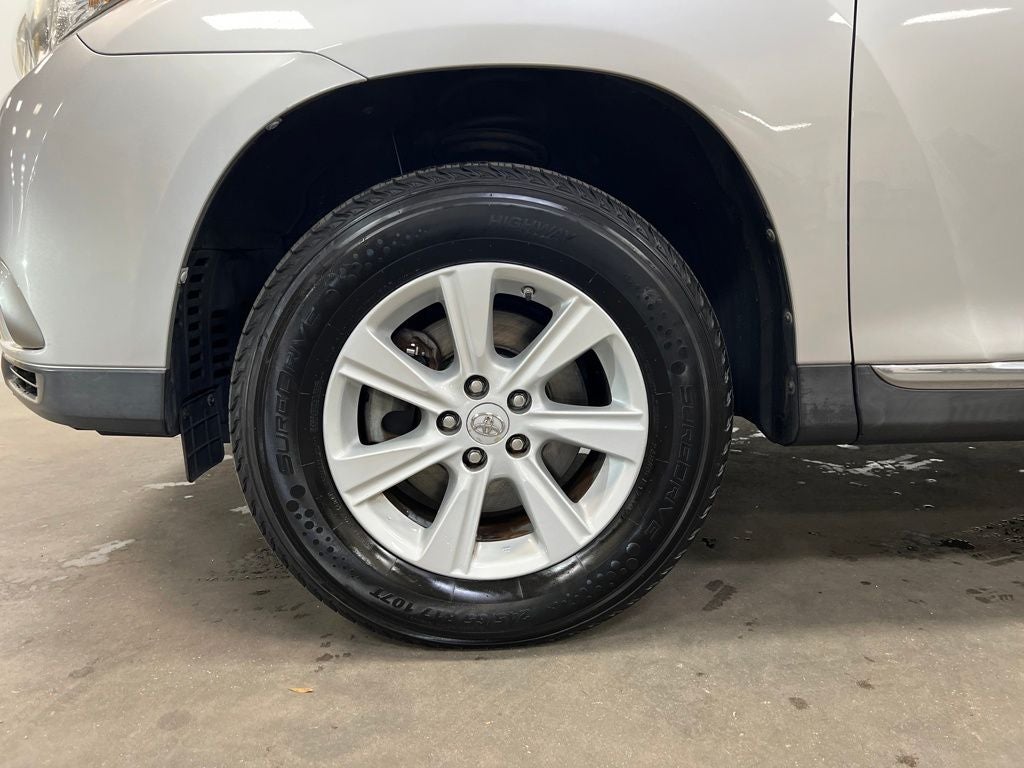 2013 Toyota Highlander Base Plus V6