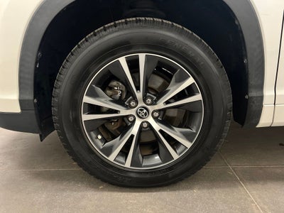2018 Toyota Highlander LE