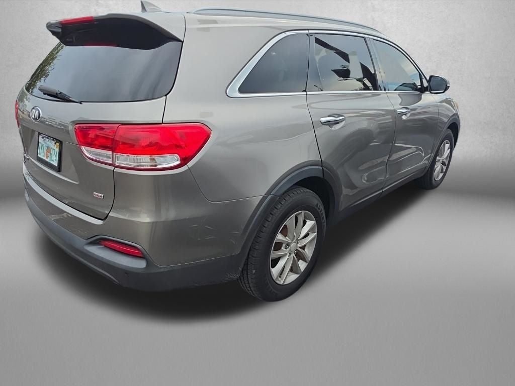 2016 Kia Sorento LX