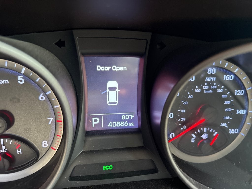 2015 Hyundai SANTA FE SPORT Base
