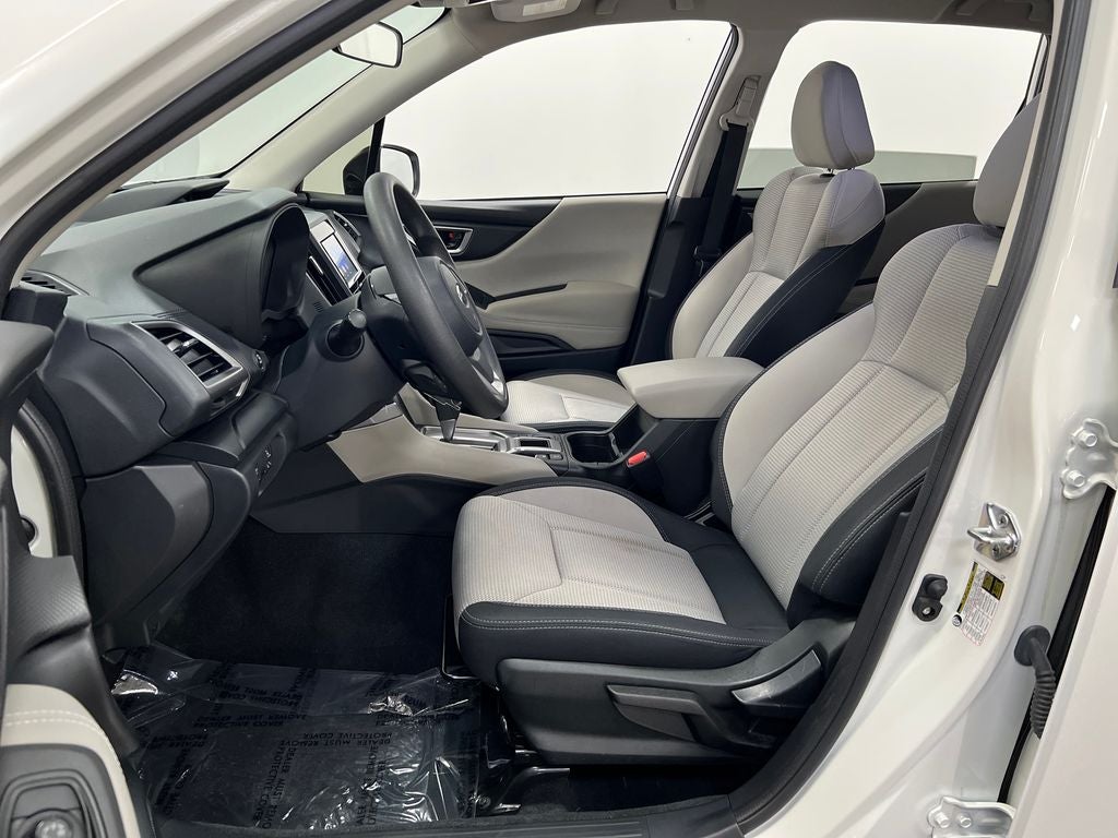 2023 Subaru Forester Base