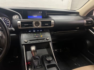 2016 Lexus IS 200t