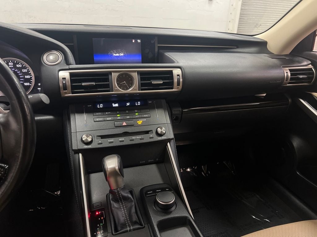 2016 Lexus IS 200t