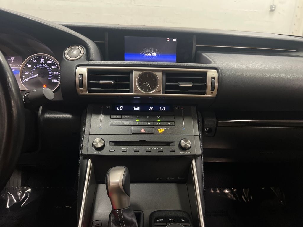 2016 Lexus IS 200t