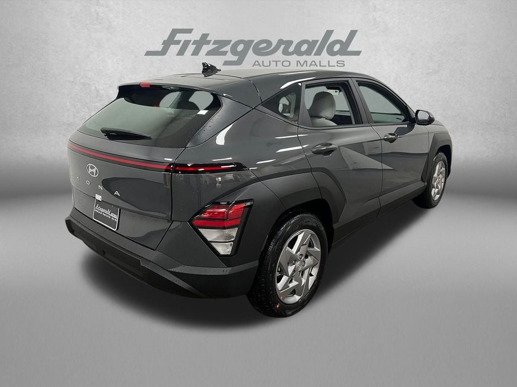 2026 Hyundai KONA SE