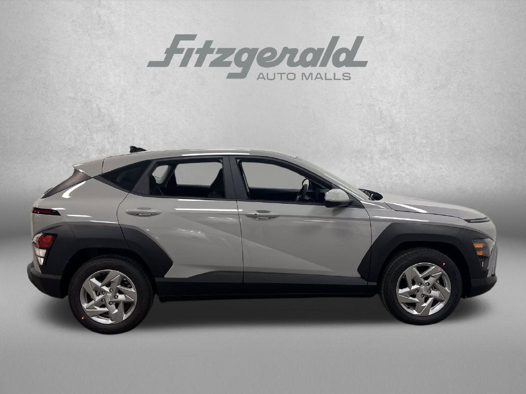 2027 Hyundai KONA SE
