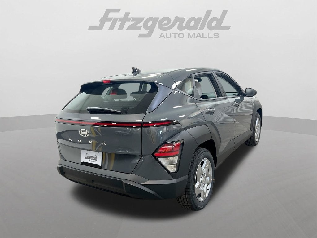 2027 Hyundai KONA SE