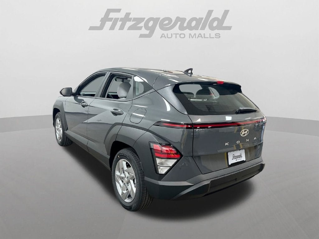 2027 Hyundai KONA SE