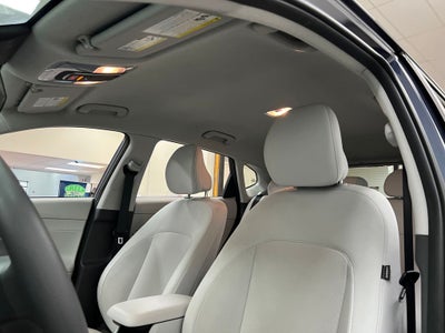 2024 Hyundai KONA SE