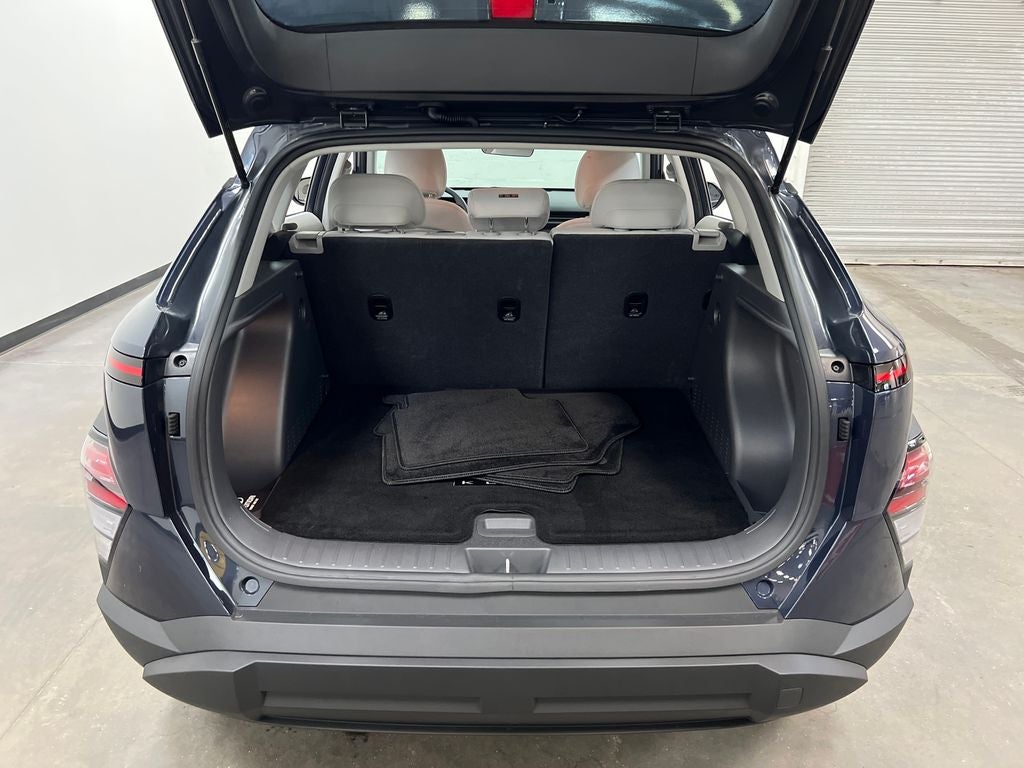 2024 Hyundai KONA SE