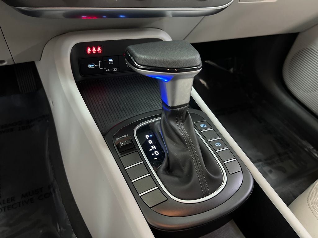 2024 Hyundai KONA SE