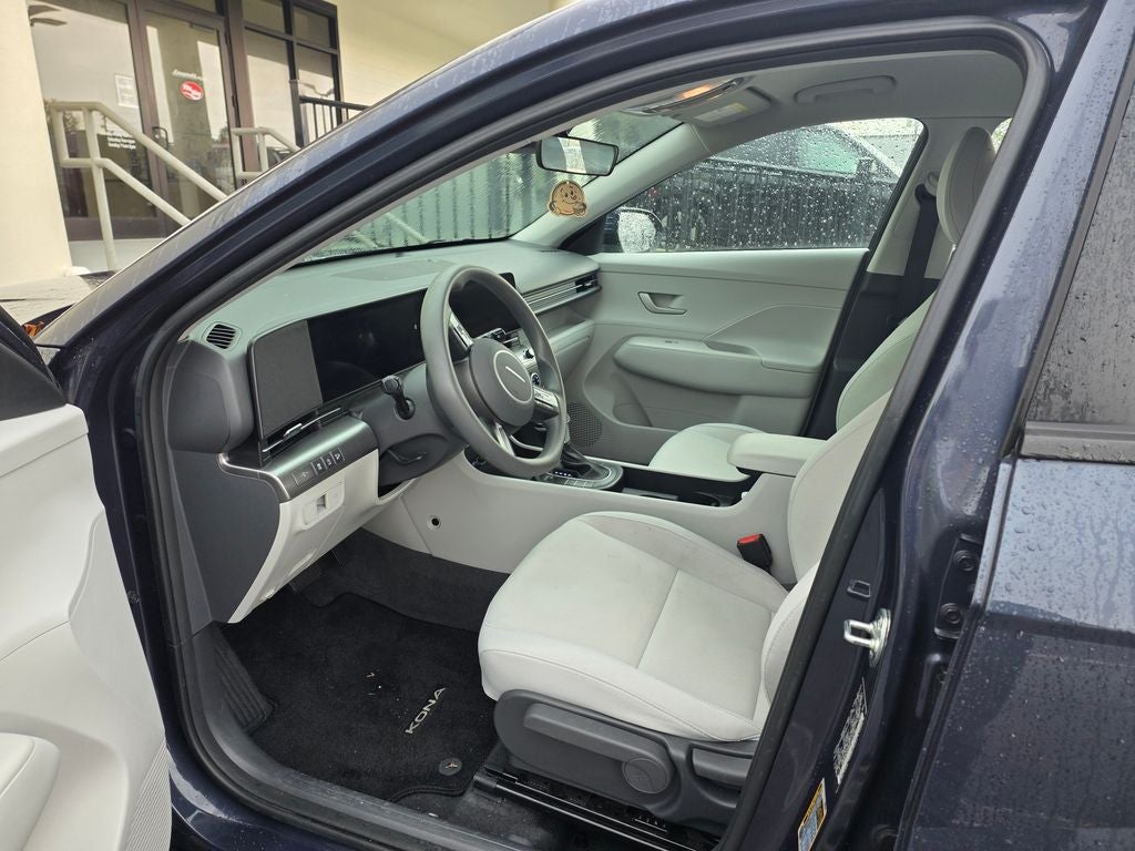 2024 Hyundai KONA SE